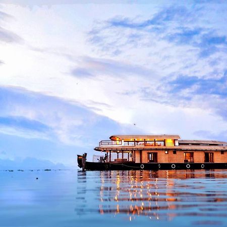 Indraprasthamlakecruise Alappuzha Bagian luar foto